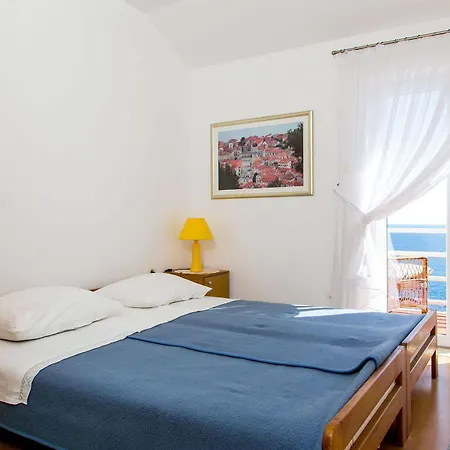 Mare Apartment *
